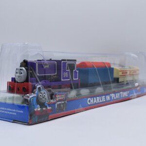 Charlie Tracksmater Motorized Trains 2 Cars Thomas & Friends Wooden Railway New